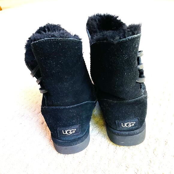 UGG S/N 1018629 Constantine boots black suede shearling lined US 7M - Picture 4 of 9